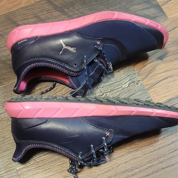 Puma Women's Dark Blue and Pink Sneakers - Picture 8 of 16